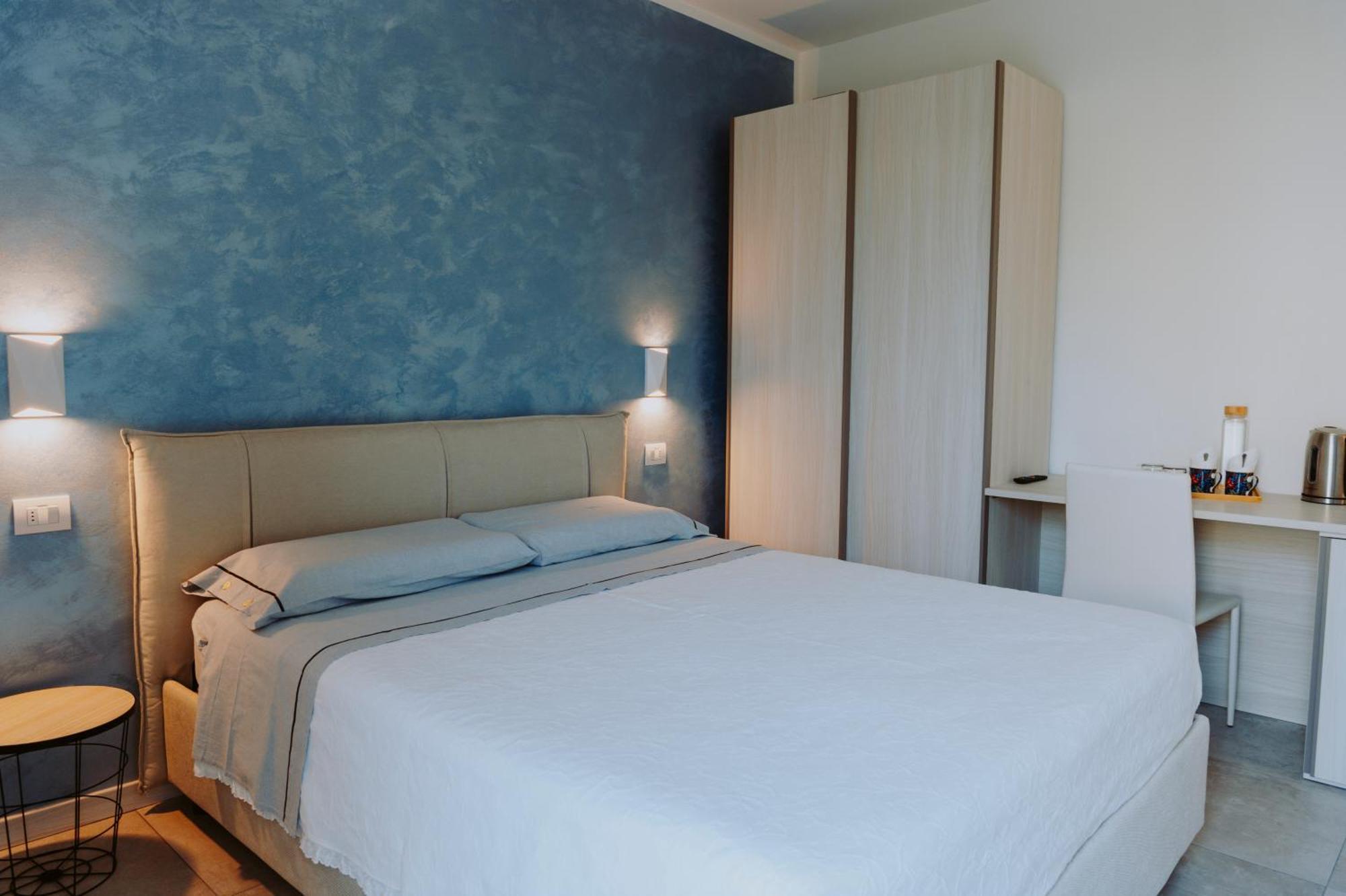 Antica Dimora Dei Gelsi Bed & Breakfast Manerba del Garda Eksteriør bilde