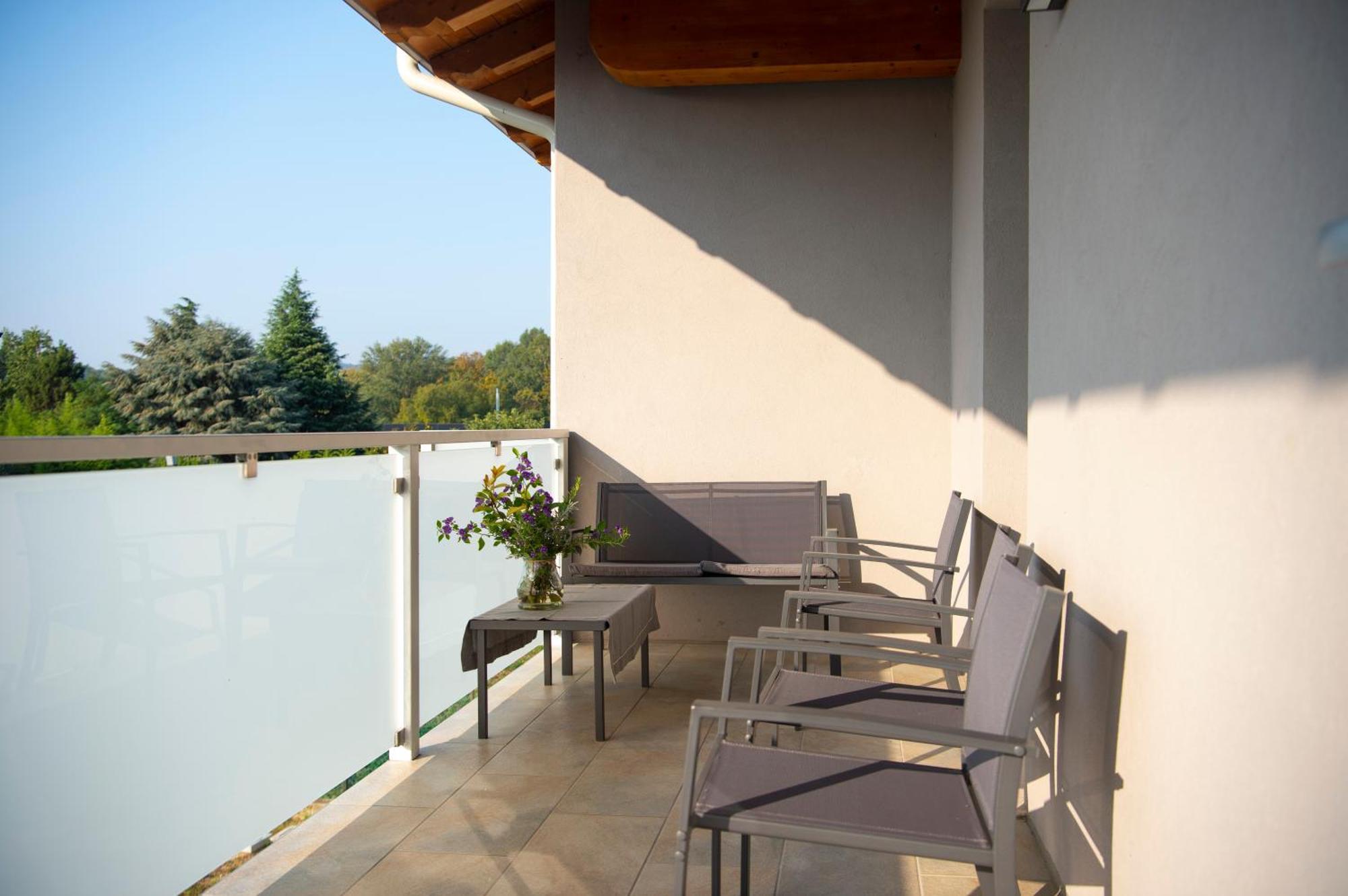 Antica Dimora Dei Gelsi Bed & Breakfast Manerba del Garda Eksteriør bilde